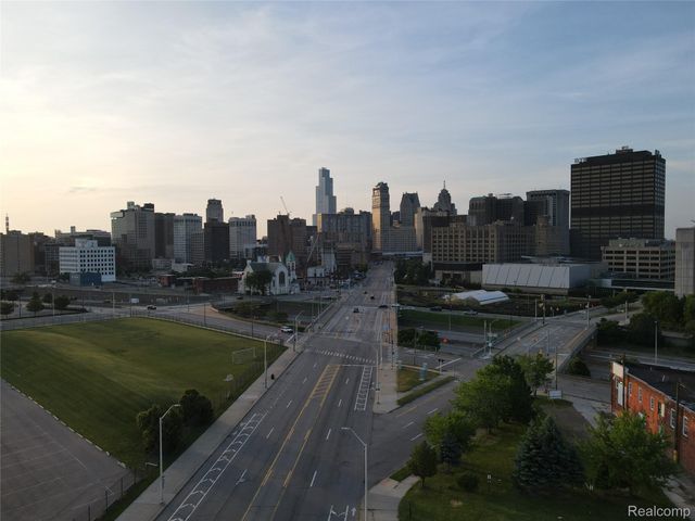 2410 4th Street, Detroit, MI 48201