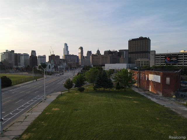 2410 4th Street, Detroit, MI 48201