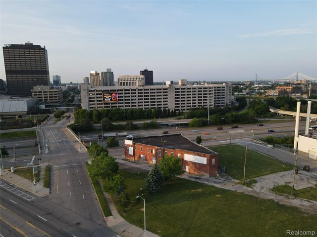 2410 4th Street, Detroit, MI 48201