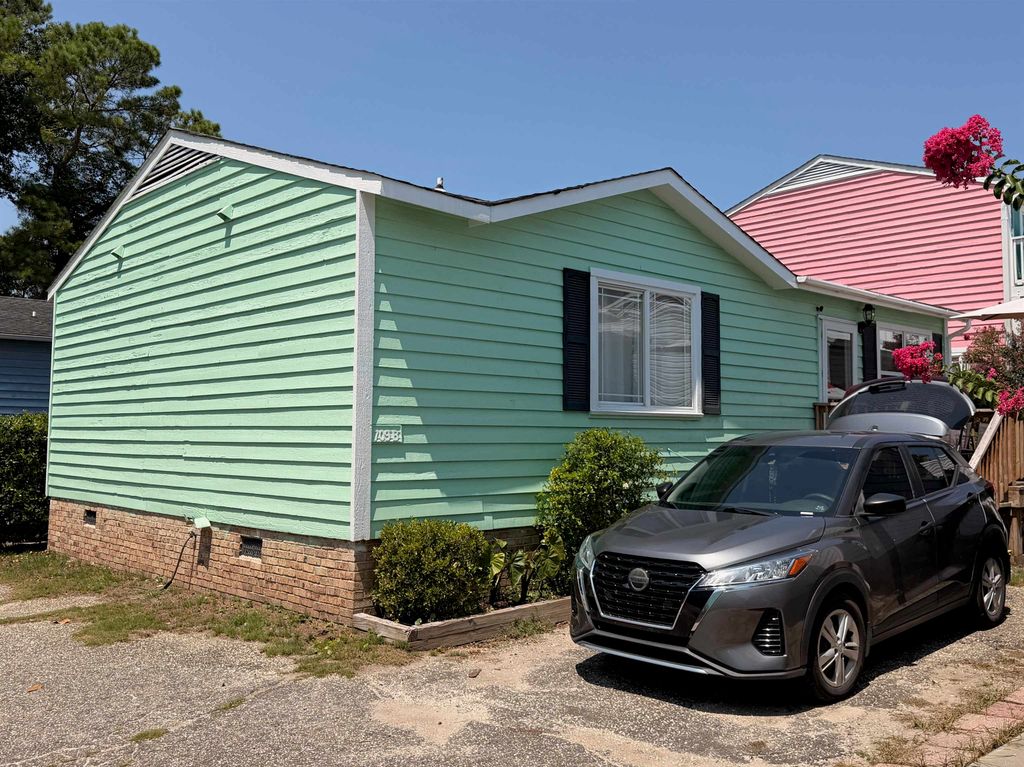 709-B 3rd Ave. S, North Myrtle Beach, SC 29582