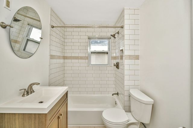 492 Metropolitan Ave 2, Boston, MA 02136