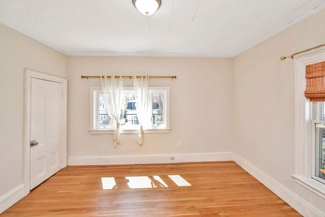 492 Metropolitan Ave 2, Boston, MA 02136