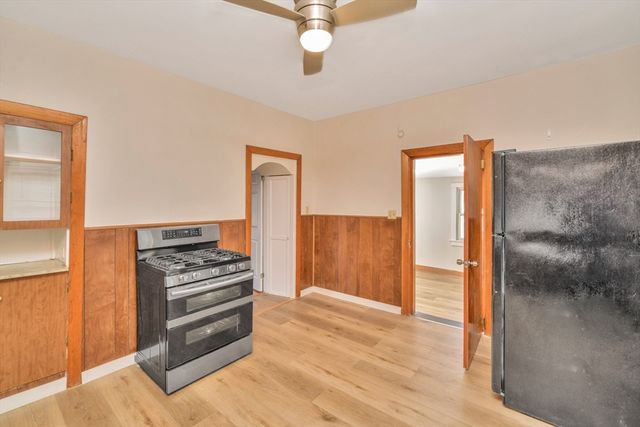 492 Metropolitan Ave 2, Boston, MA 02136