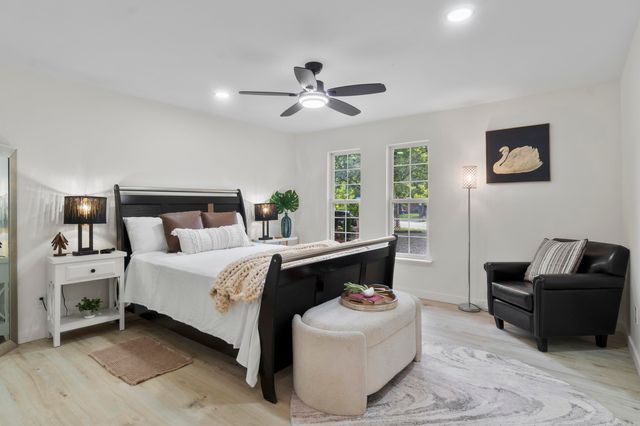 9320 Cloverhill Road, Little Rock, AR 72205