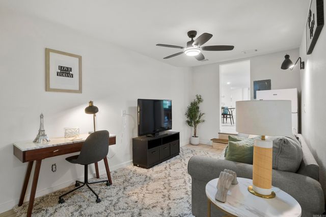 9320 Cloverhill Road, Little Rock, AR 72205