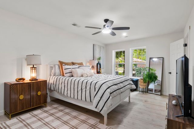 9320 Cloverhill Road, Little Rock, AR 72205