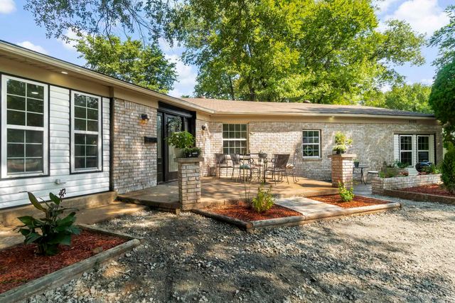 9320 Cloverhill Road, Little Rock, AR 72205