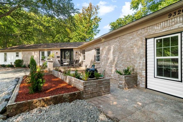 9320 Cloverhill Road, Little Rock, AR 72205