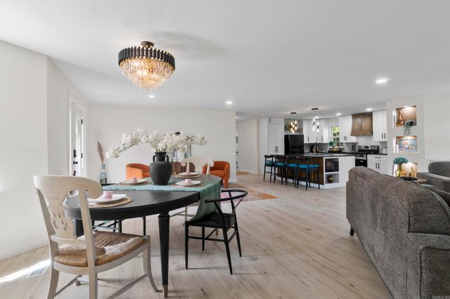 9320 Cloverhill Road, Little Rock, AR 72205