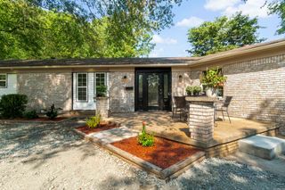 9320 Cloverhill Road, Little Rock, AR 72205