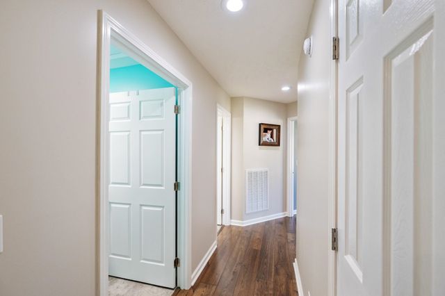 140 EAGLE CREST LN, Parsons, TN 38363
