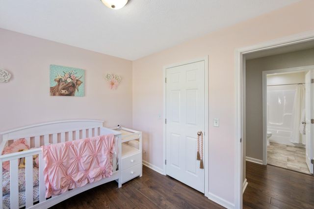 140 EAGLE CREST LN, Parsons, TN 38363