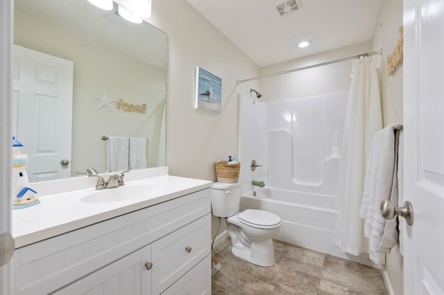 140 EAGLE CREST LN, Parsons, TN 38363