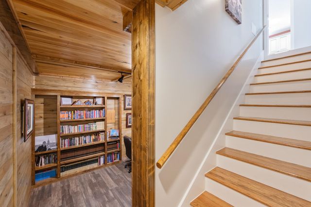 140 EAGLE CREST LN, Parsons, TN 38363