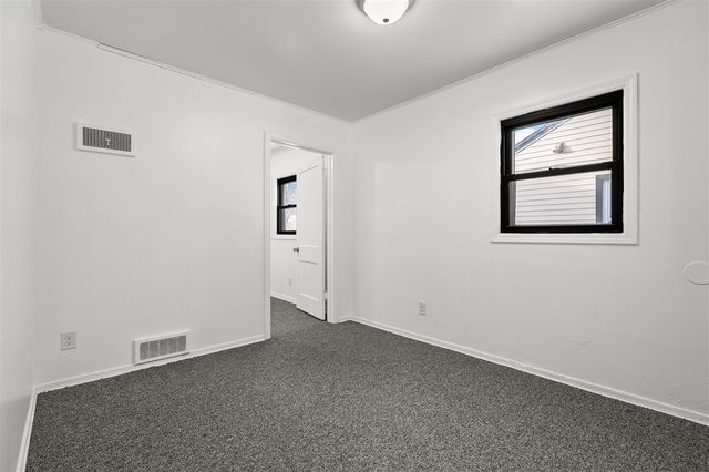 1524 Palmer Avenue, Kalamazoo, MI 49001