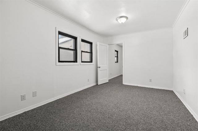 1524 Palmer Avenue, Kalamazoo, MI 49001