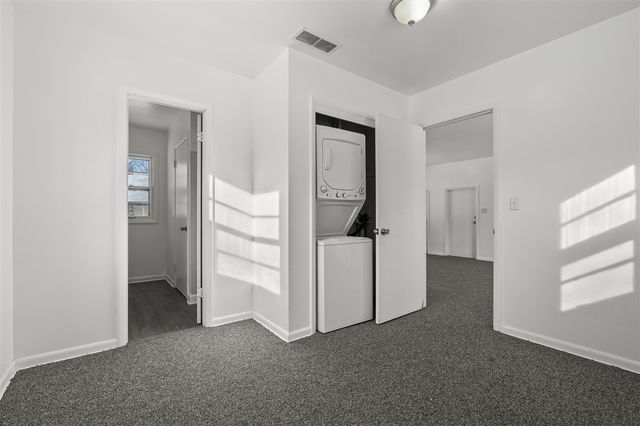 1524 Palmer Avenue, Kalamazoo, MI 49001