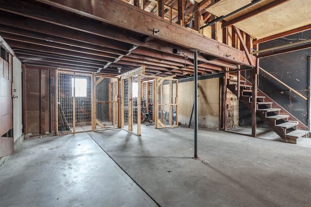 1524 Palmer Avenue, Kalamazoo, MI 49001