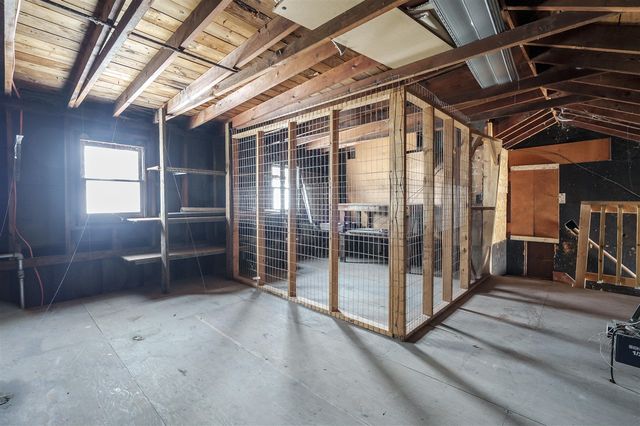 1524 Palmer Avenue, Kalamazoo, MI 49001