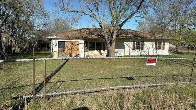 498 Calvery Eskew Road, Mart, TX 76664