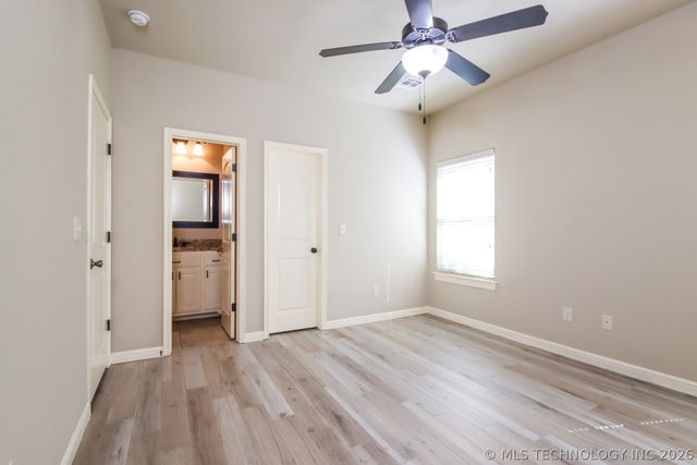 5874 E 145th Street S, Bixby, OK 74008