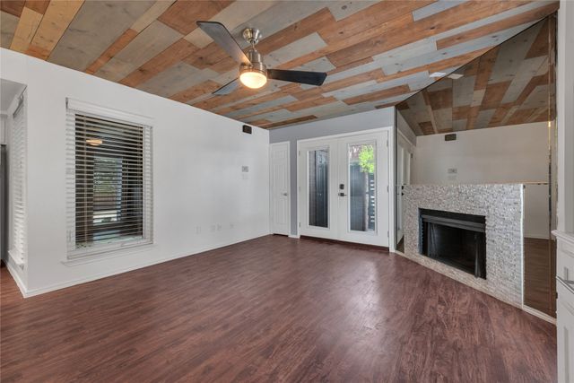 1704 Baird Farm Circle 4104, Arlington, TX 76006