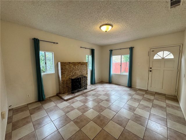 9605 Sunland, Sunland, CA 91040