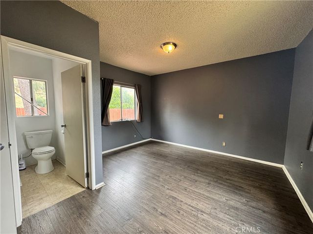 9605 Sunland, Sunland, CA 91040