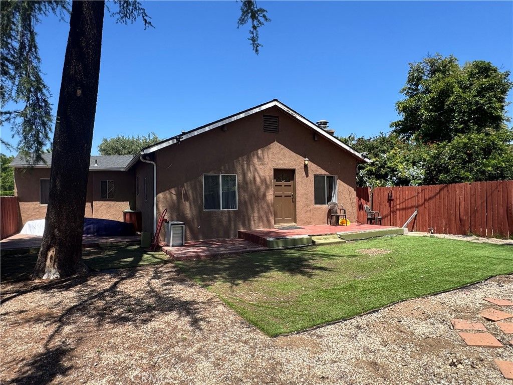9605 Sunland, Sunland, CA 91040
