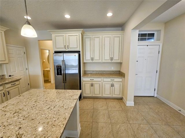 11541 CROWNED SPARROW LANE, Tampa, FL 33626