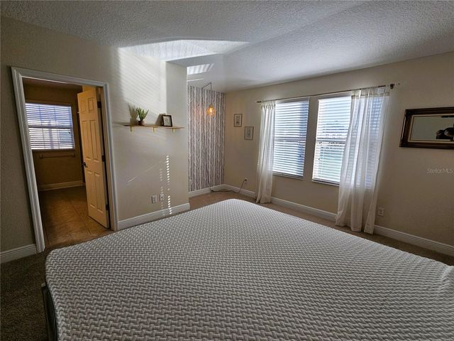 11541 CROWNED SPARROW LANE, Tampa, FL 33626