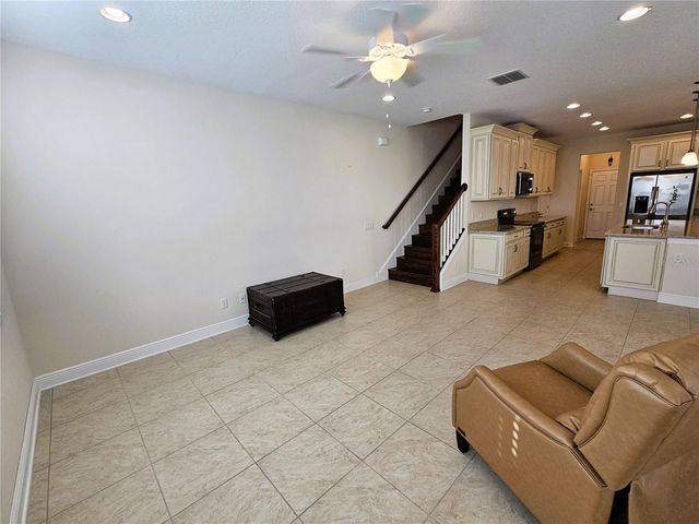 11541 CROWNED SPARROW LANE, Tampa, FL 33626