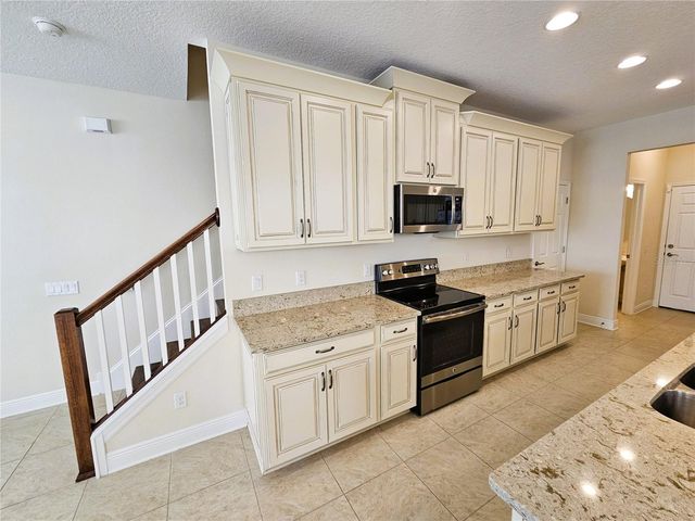 11541 CROWNED SPARROW LANE, Tampa, FL 33626