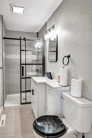 8007 E 92nd Terrace, Kansas City, MO 64138