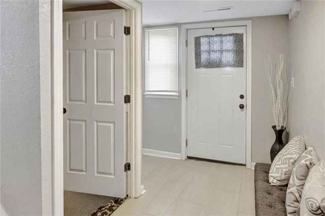 8007 E 92nd Terrace, Kansas City, MO 64138