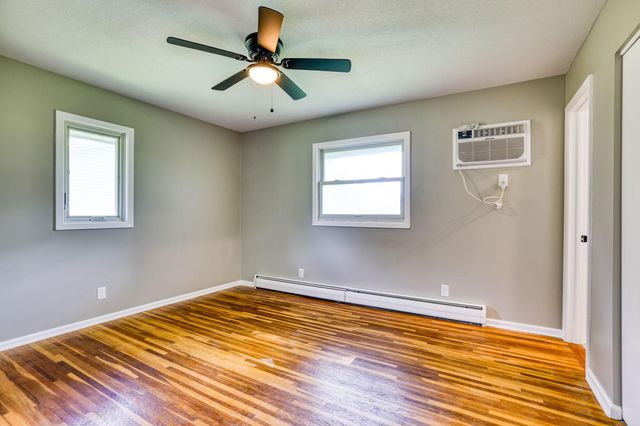 10917 Southview Drive, Burnsville, MN 55337