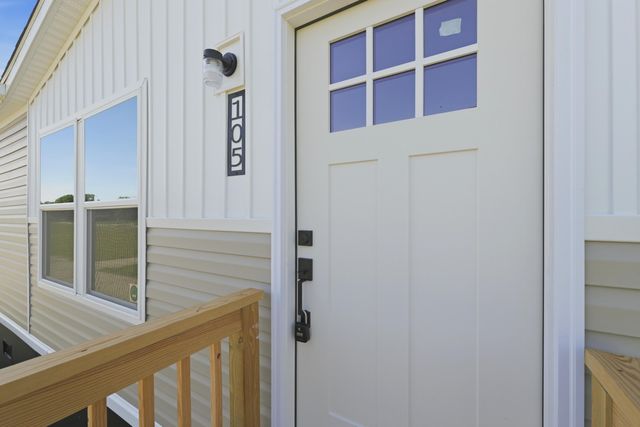 105 Rambling Lane, Cross, SC 29436