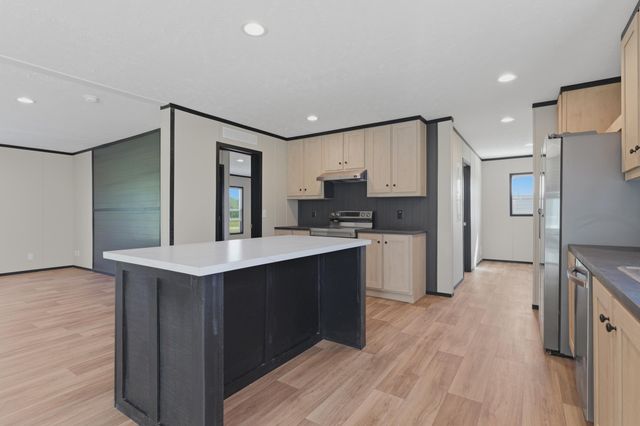 105 Rambling Lane, Cross, SC 29436