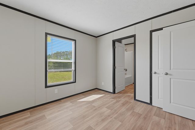 105 Rambling Lane, Cross, SC 29436