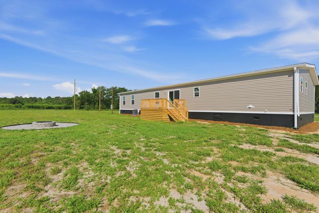 105 Rambling Lane, Cross, SC 29436