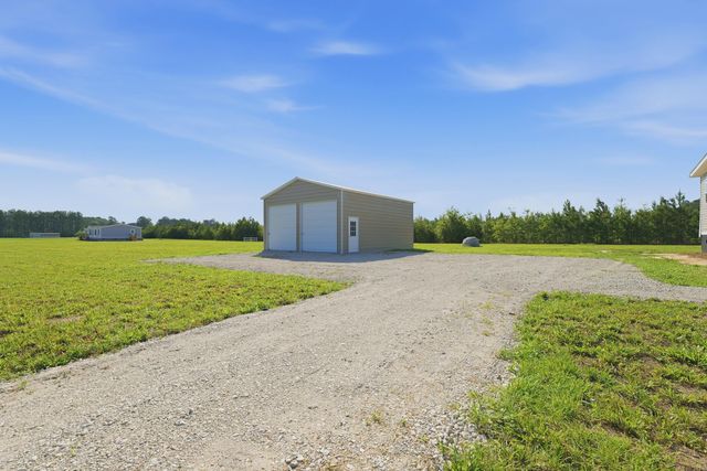 105 Rambling Lane, Cross, SC 29436