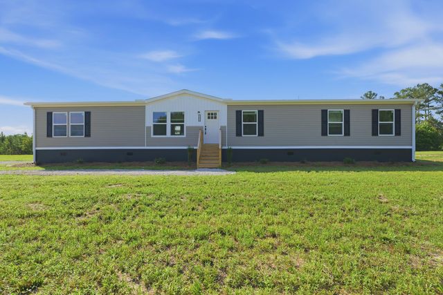 105 Rambling Lane, Cross, SC 29436