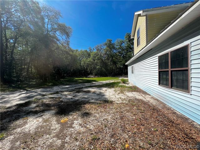 1628 S Palm Avenue, Homosassa, FL 34448