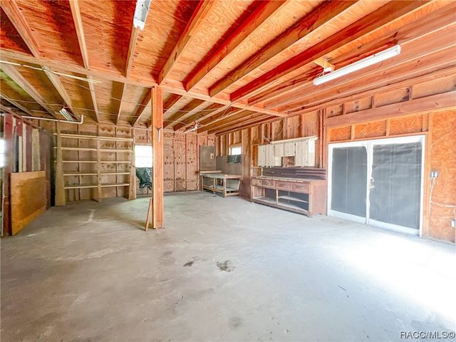 1628 S Palm Avenue, Homosassa, FL 34448