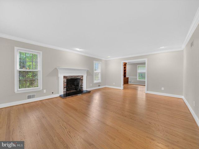 6108 WYOMA CT, Springfield, VA 22152
