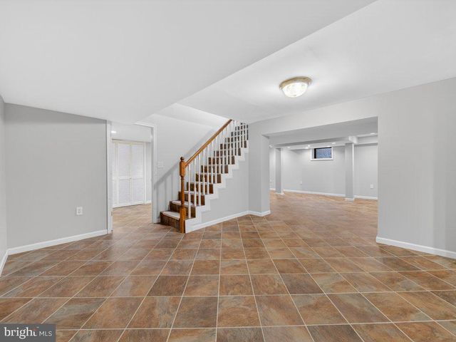 6108 WYOMA CT, Springfield, VA 22152