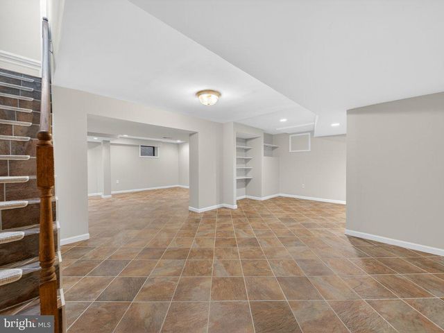 6108 WYOMA CT, Springfield, VA 22152