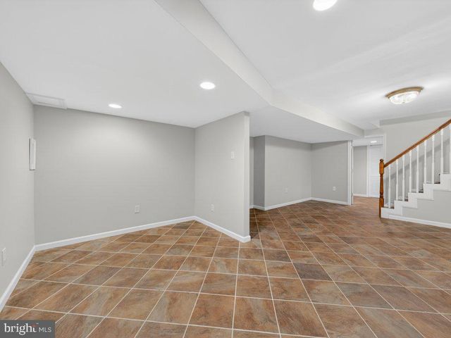 6108 WYOMA CT, Springfield, VA 22152