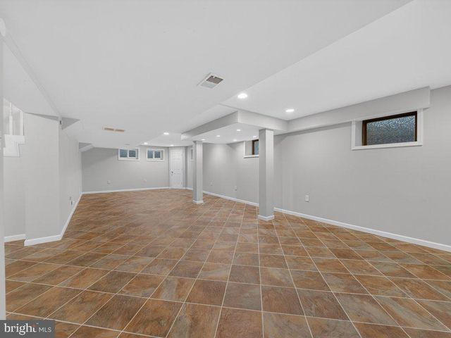 6108 WYOMA CT, Springfield, VA 22152