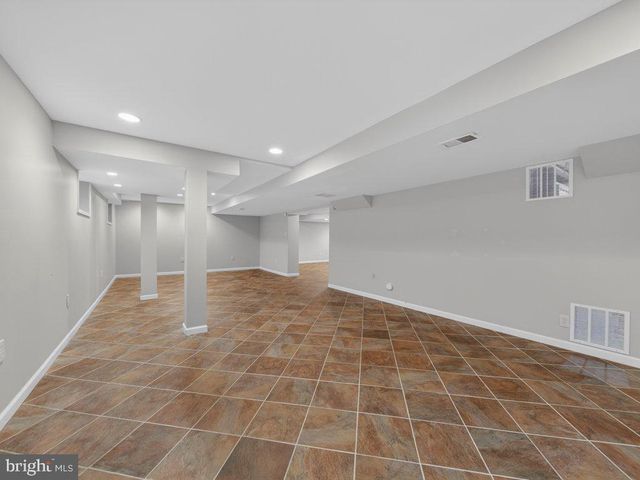 6108 WYOMA CT, Springfield, VA 22152